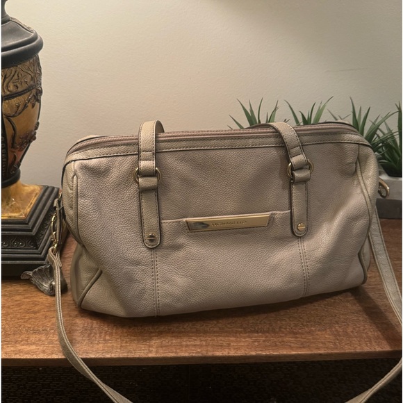 Tignanello Tan purse - Picture 7 of 8